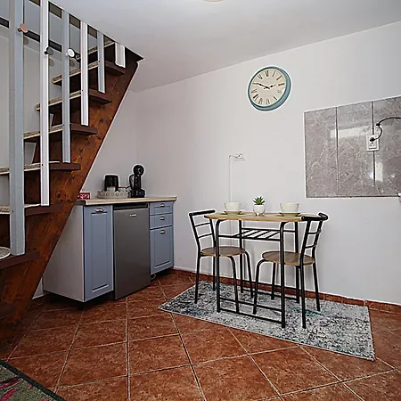 Studio House *